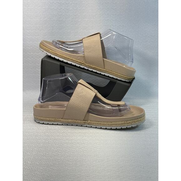 Com & Sense Cream Leather Flip Flops women sz 9 - Picture 2 of 7